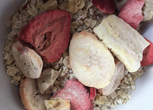 Breakfast Strawberry-Banana Oatmeal