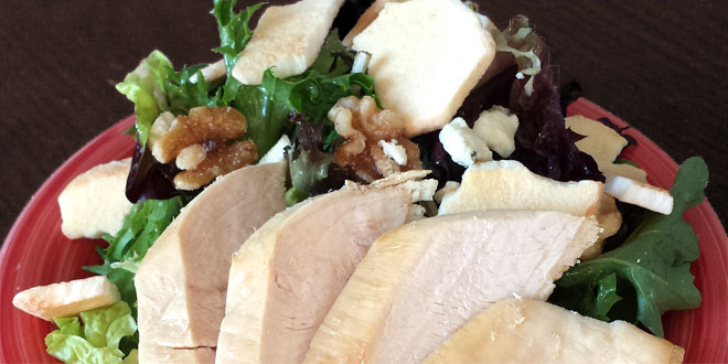 Chicken Salad with apples and walnuts