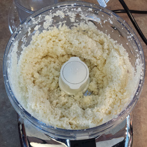 gluten free cauliflower pizza crust