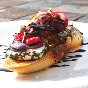 strawberry balsamic crostini