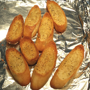 baked bread slices